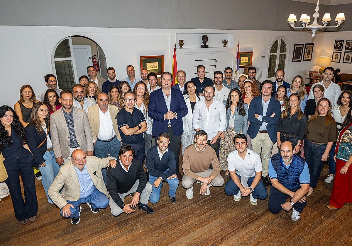 Participantes en el IX Encuentro Fórum de la Asociación Cántabra de la Empresa Familiar.