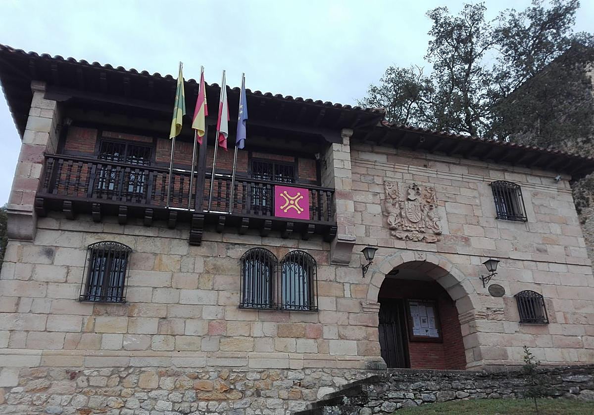 Ayuntamiento de Ribamontán al Monte.