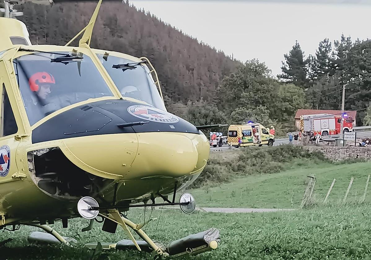 Helicóptero regional desplazado hasta el lugar del accidente.