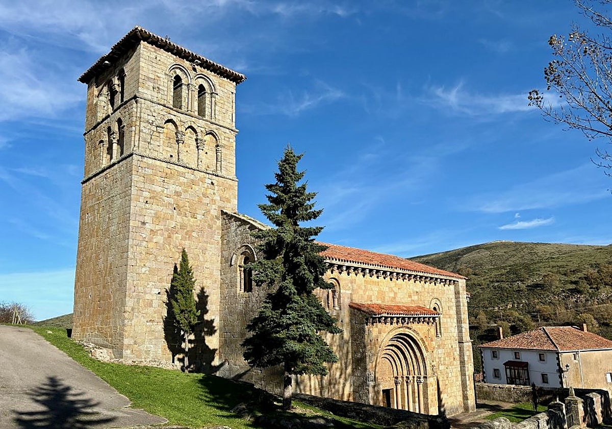 A la Corporación le preocupa el deterioro de la Colegiata de Cervatos.