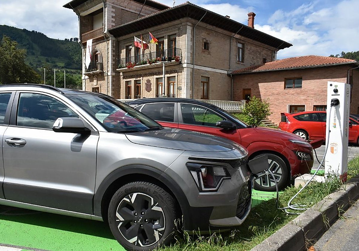 En los últimos años se viene bonificando la carga a los vehículos eléctricos.