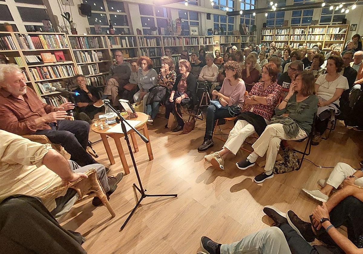 Presentación del último libro de Julio Llamazares