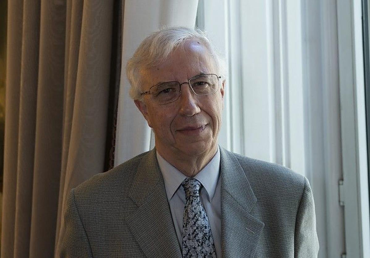 El físico y académico José Manuel Sánchez Ron, ganador de la XXXVI edición del Premio Internacional Menéndez Pelayo.