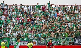 Afición racinguista en Anduva, la pasada temporada.