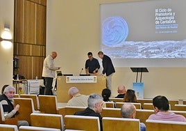 Presentación del ciclo sobre prehistoria en San Felices.