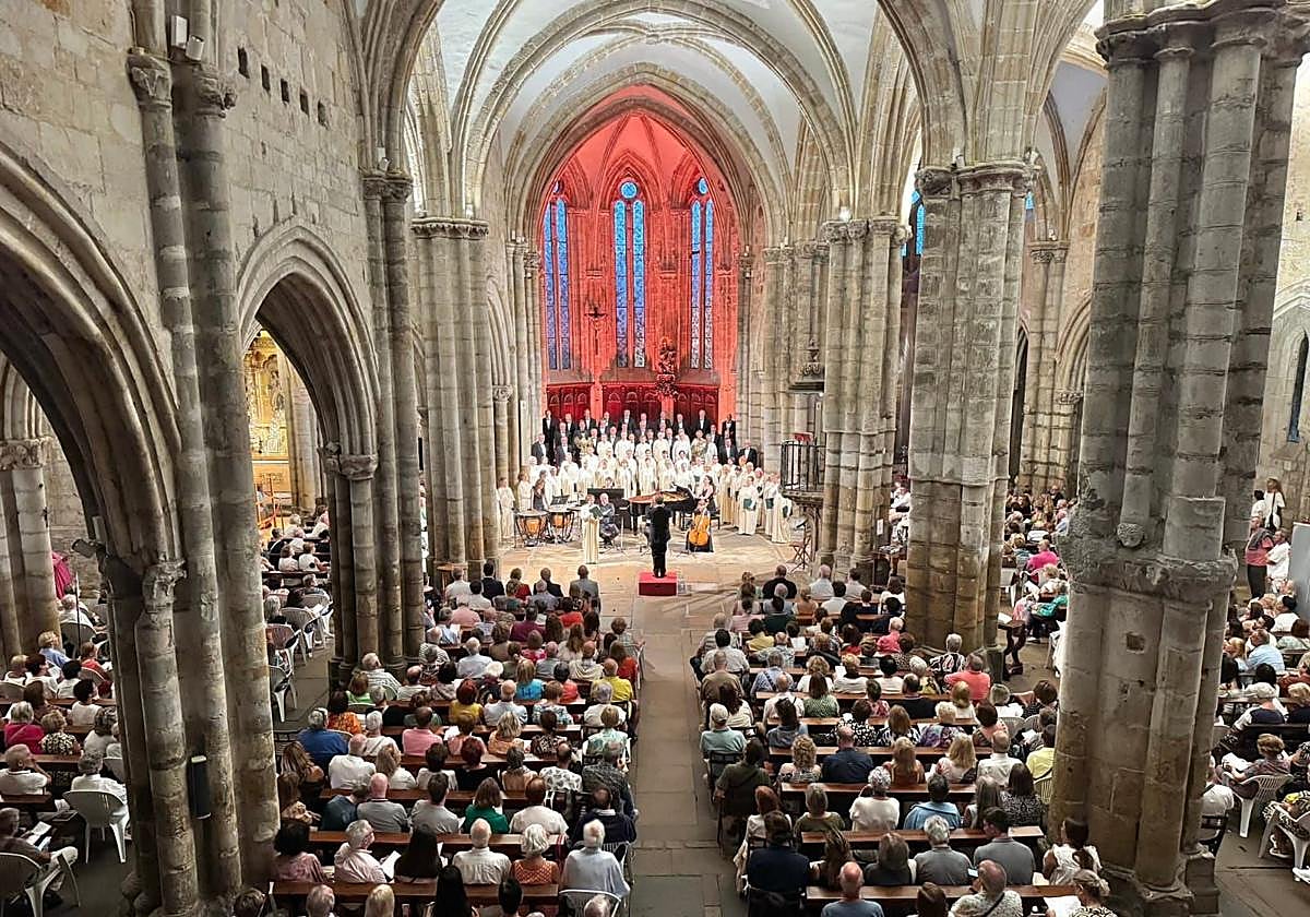 La agrupación celebra desde junio su aniversario.