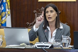Gema Igual, durante el Pleno.