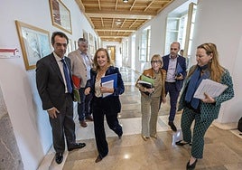 Reunión de los diputados de Vox con el equipo negociador del PP esta misma semana.