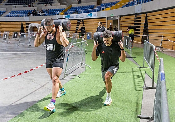 Los atletas combinaron seis kilómetros de running con seis sesiones de entrenamiento, intercalados en un formato continuo