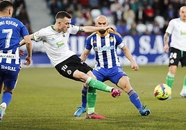 Íñigo Vicente, en la última visita del Racing a El Toralín, en 2023.