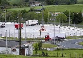 Aparcamiento de camiones de Anero