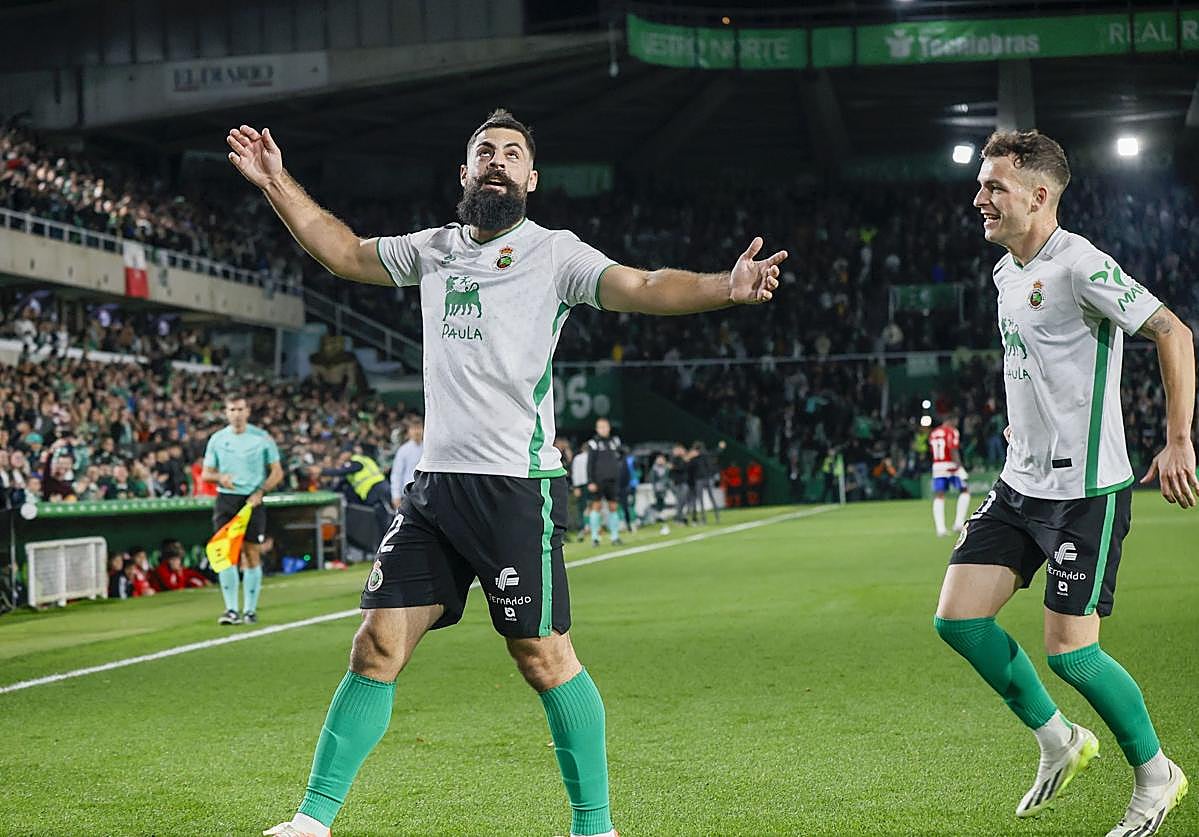 Asier Villalibre es el Pichichi de Segunda