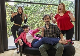 De izquierda a derecha, Rocío Riego, Begoña Agúero, Adrián Alonso y Nuria Gedack.
