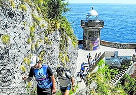 Faro del Caballo de Santoña.