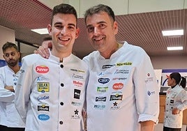 Con el cocinero cántabro Borja Moncalvillo, chef del restaurante Origen (Castro Urdiales), que se presentó a las semifinales para de Mejor Cocinero y también quedó finalista.