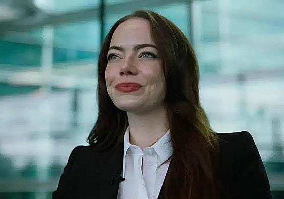 Emma Stone en 'Bugonia'.