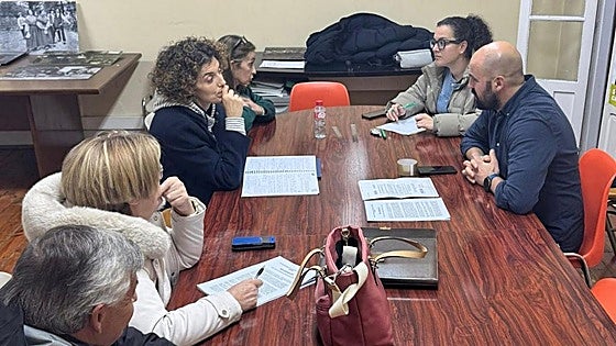 El PRC ofrece su apoyo a los trabajadores de las residencias de Reinosa ante la falta de personal