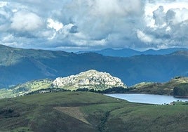 El embalse de El Juncal, uno de los «espacios únicos» del municipio.
