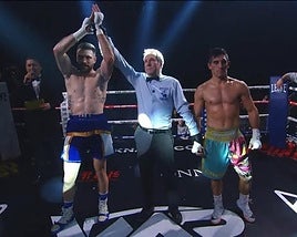 Jon Míguez, en el momento de proclamarse suu victoria.