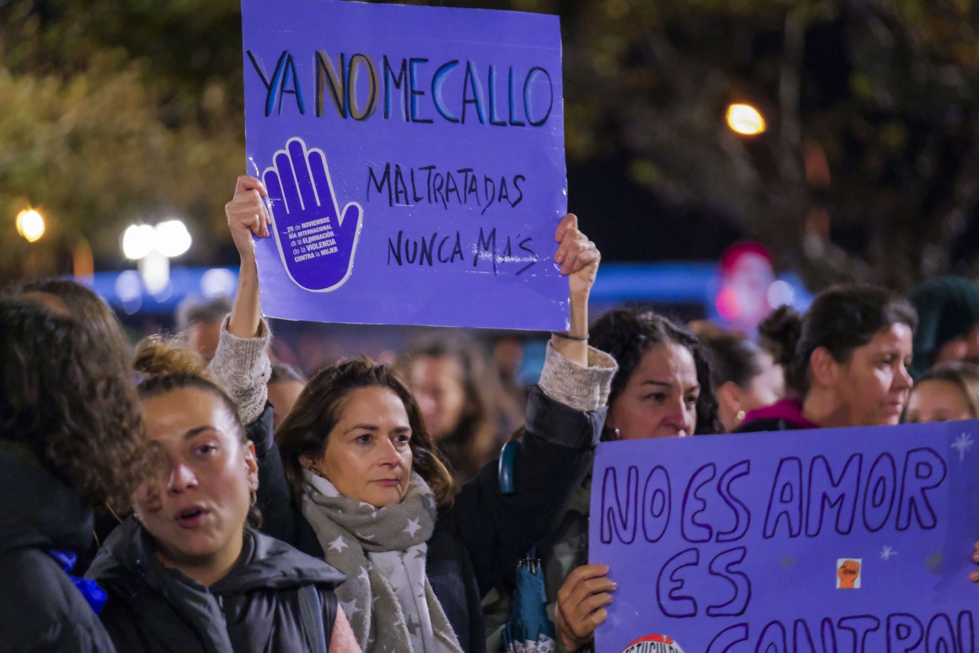 Una de las pancartas de esta tarde 'Yo no me callo'