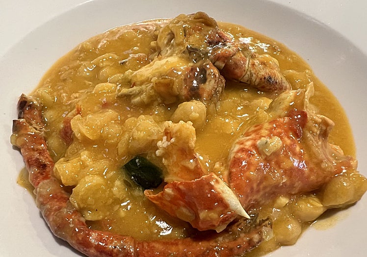 Garbanzos con bogavante.