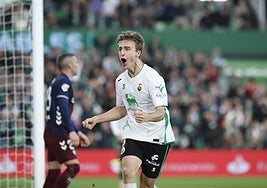 El mago parte por la mitad al Eibar