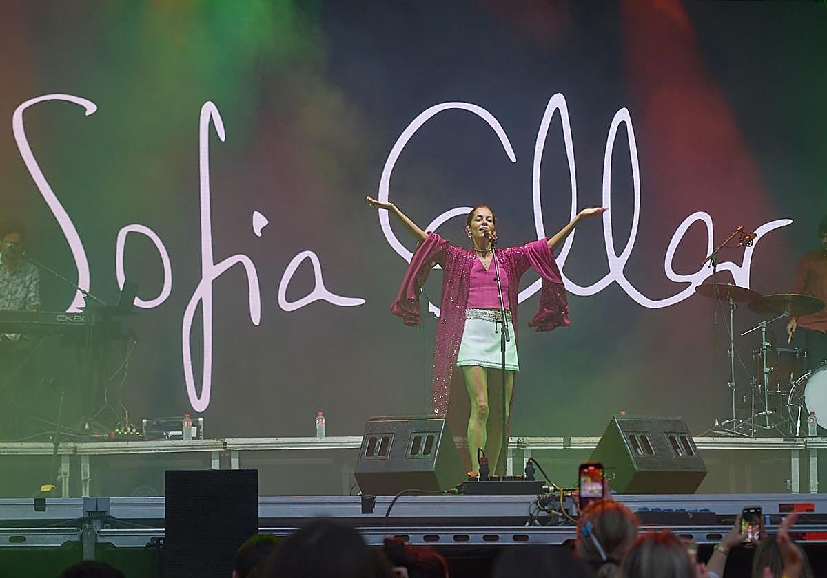 Sofía Ellar protagonizará el encendido navideño de Santander este viernes