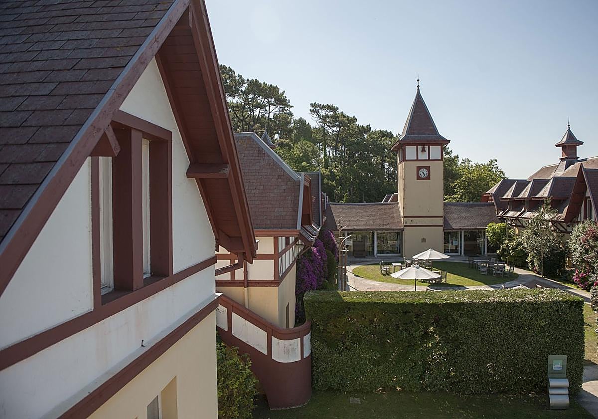 Vista panorámica de las Caballerizas de la Península de La Magdalena.