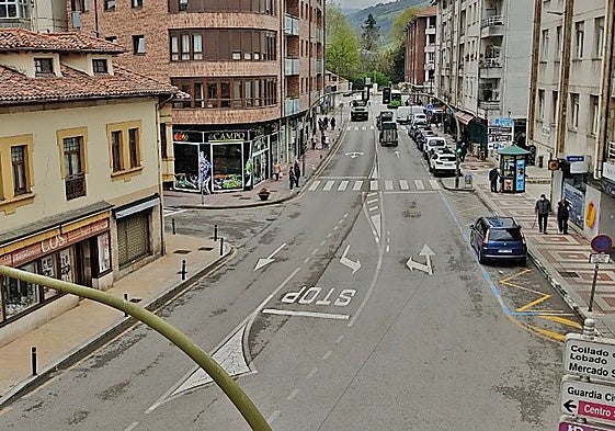 El comercio de Los Corrales se prepara para la Navidad.