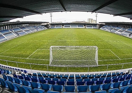 Estadio El Malecón. en Torrelavega