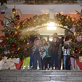 Los niños de Piélagos vuelven a encender la Navidad del municipio