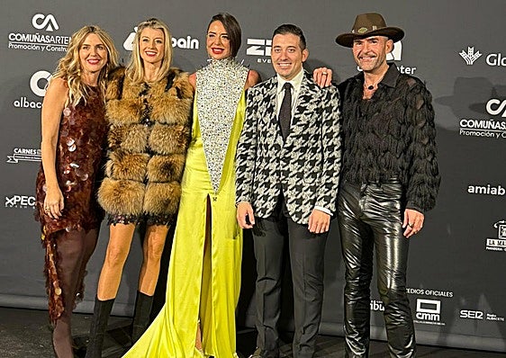 Paula Alegría, Vanessa Martínez, Lola Muñoz, Miguel Ángel Ramiro y José Luis Callejo en la Ab Fassion.