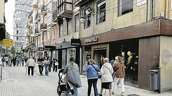 121 nuevos negocios desde 2024 para contener el cierre de locales en el centro de Torrelavega