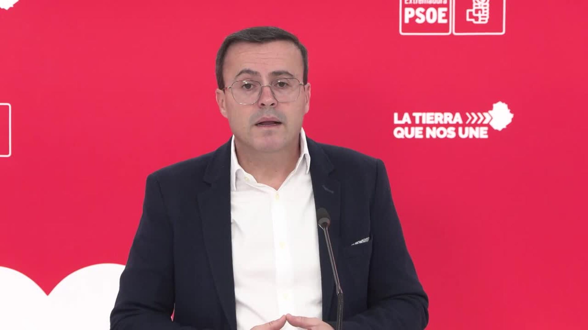 PSOE Extremadura muestra su "absoluto respeto" a la renuncia de David Sánchez