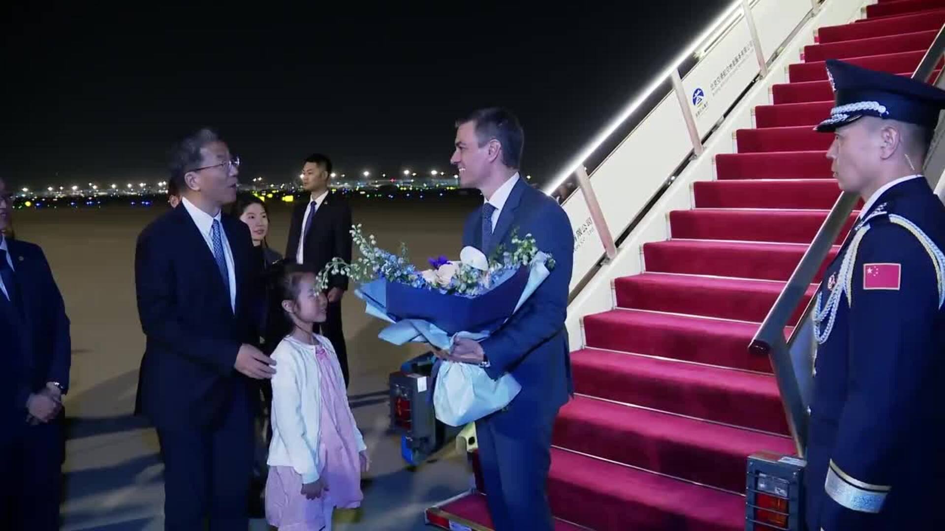 Sánchez ya se encuentra en China, a horas de su encuentro con Xi Jinping