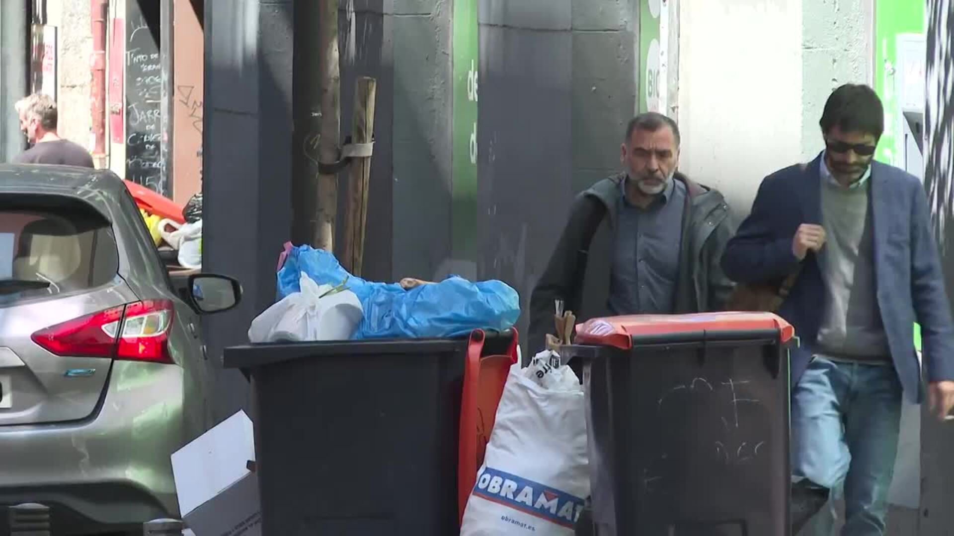 Madrid vive este viernes su cuarta jornada de huelga de basuras de carácter indefinido