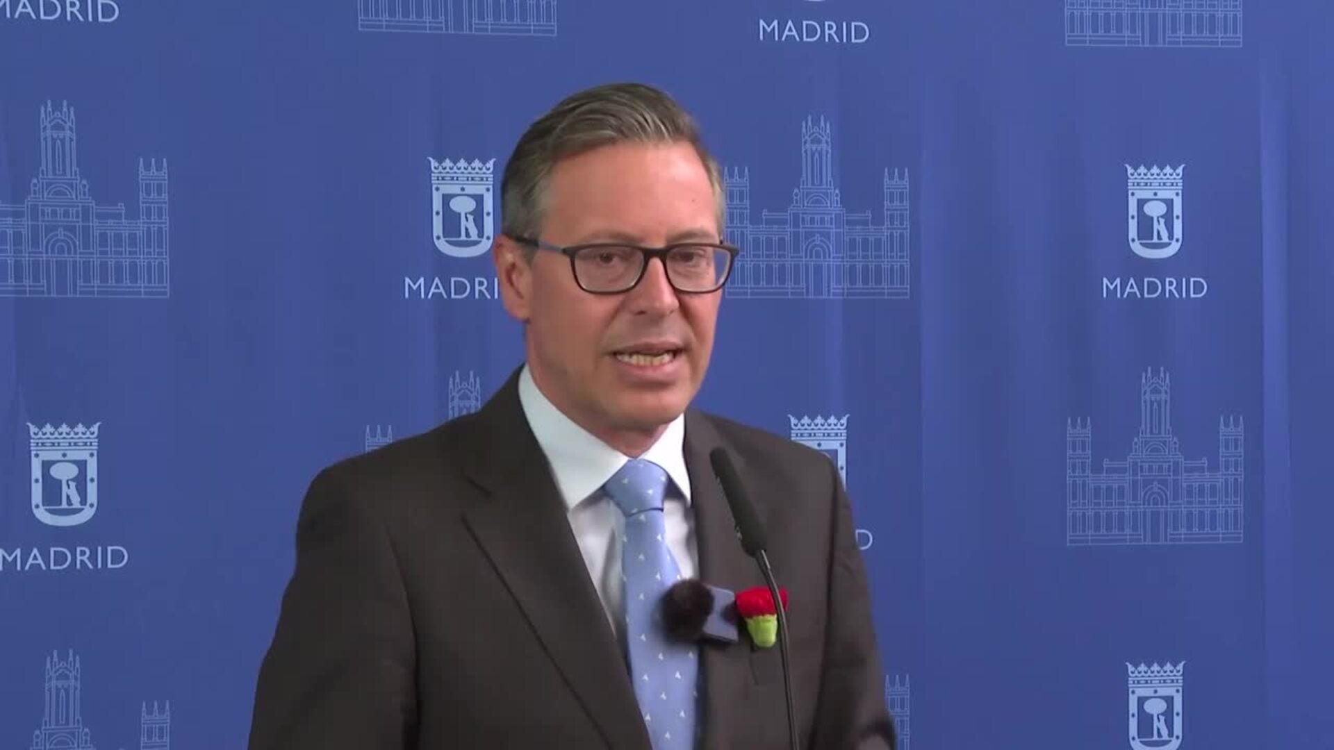 El PP pide a San Isidro "resiliencia" para los madrileños ante Sánchez