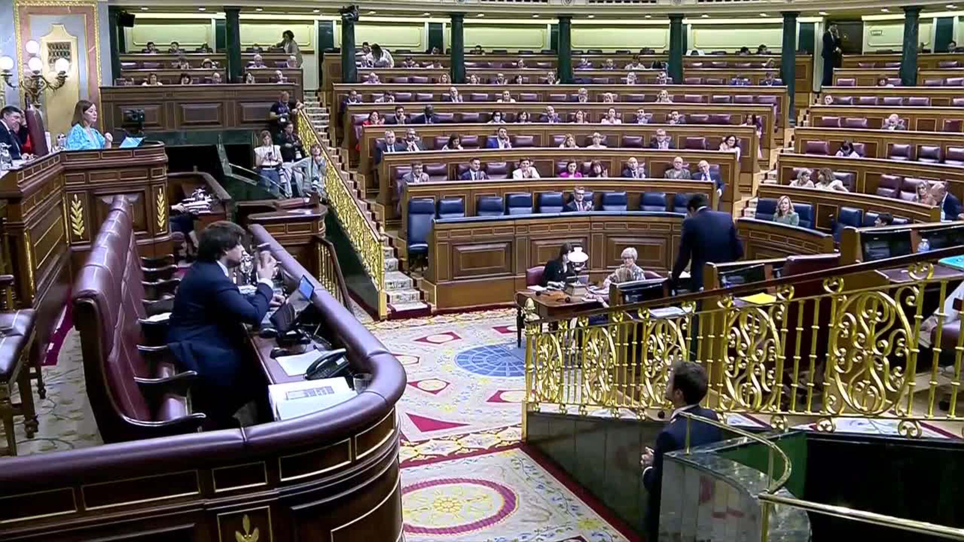 Óscar López acusa al PP de seguir "metido en las cloacas" y de lanzar "mentiras y bulos"