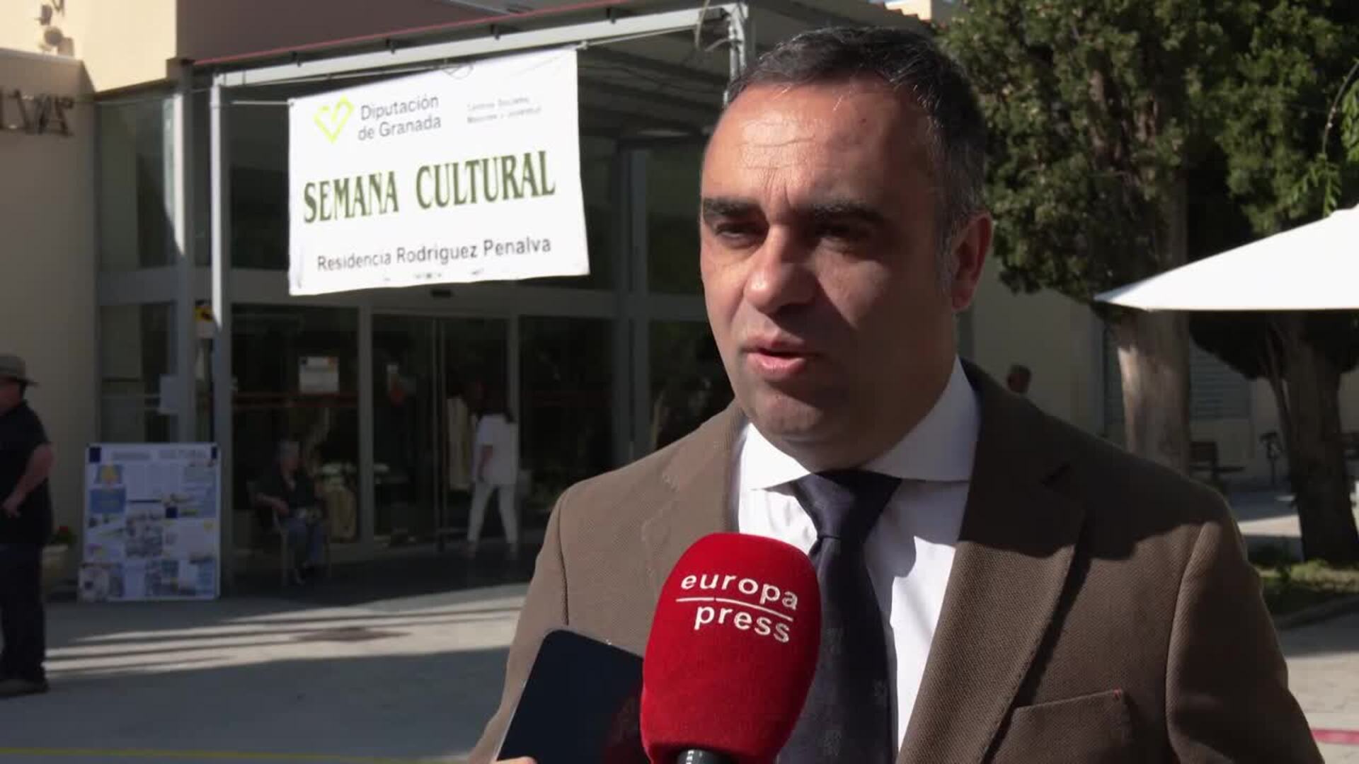 La Diputación de Granada destina 500.000 euros para la lucha contra el virus del Nilo