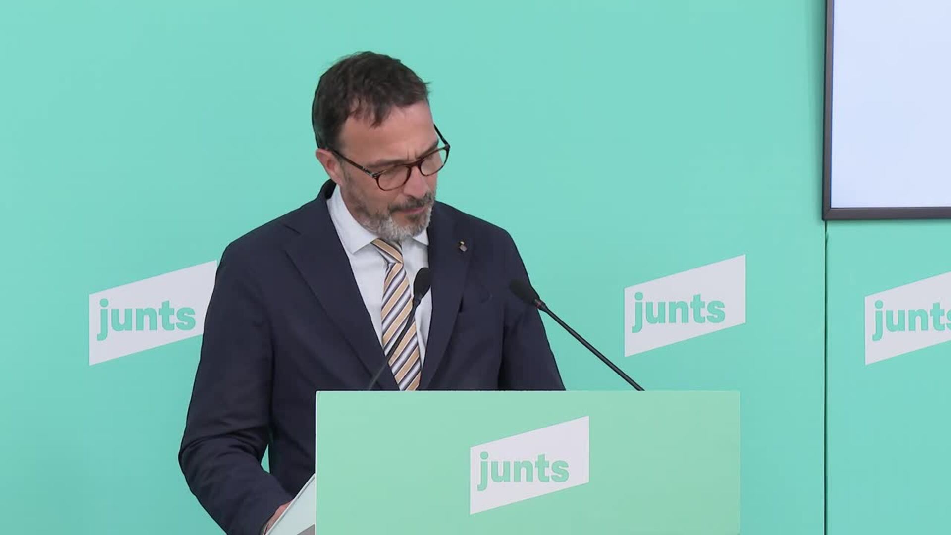 Junts observa el "panorama cambiante" del PSOE y estarán atentos al comité federal