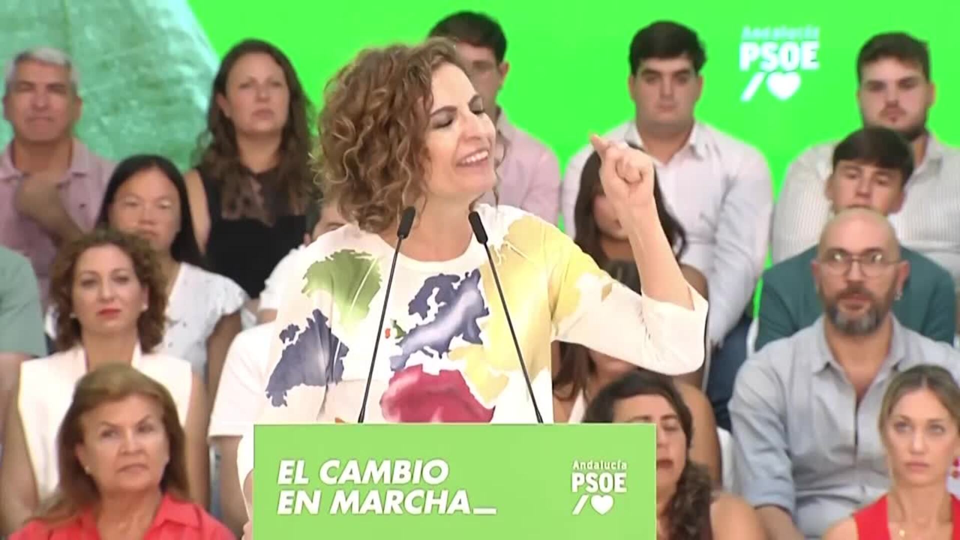 Montero pide defender "por tierra, mar y aire a Sánchez ante ataque de PP"