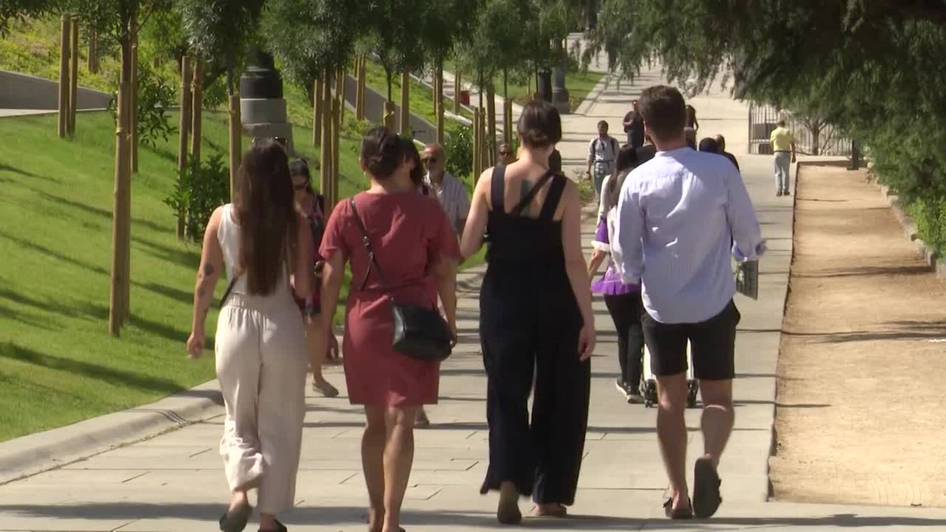 7 de cada 10 españoles evitan encender el aire acondicionado por miedo a la factura de la luz