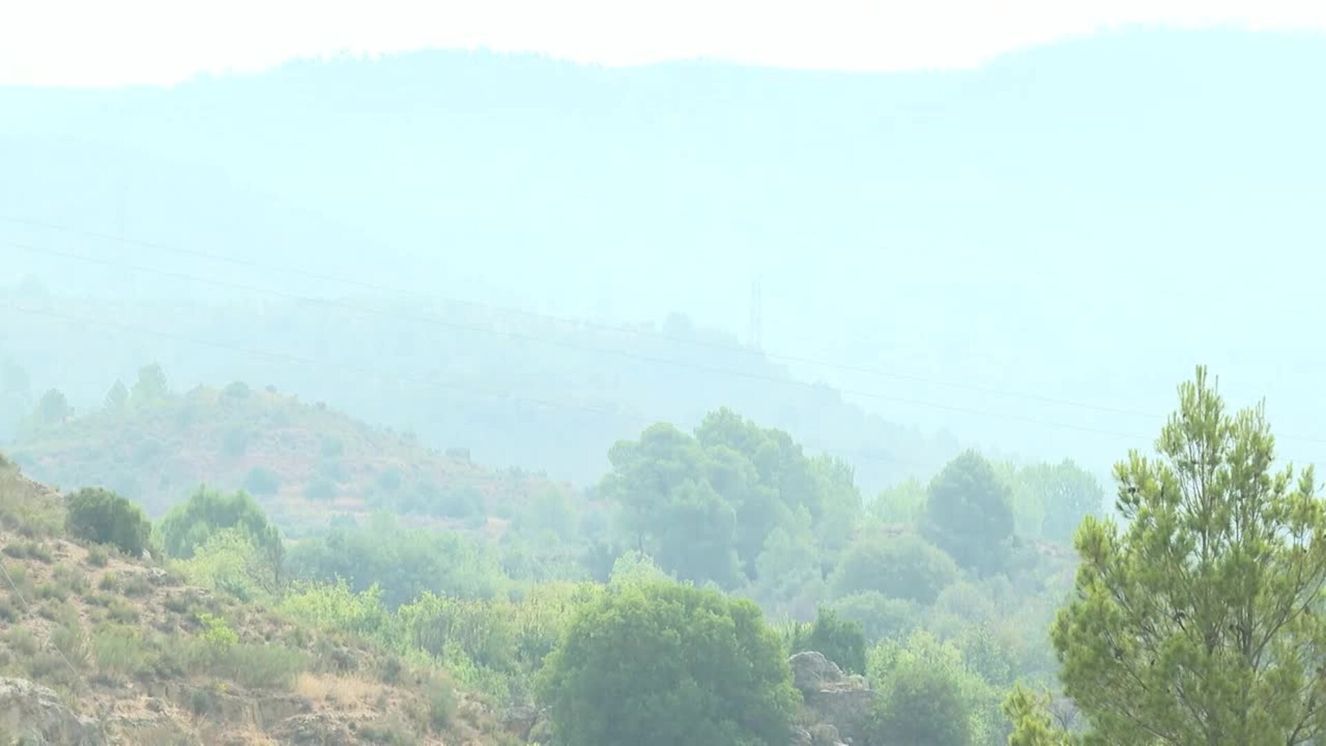 Los incendios avanzan sin control y sin tregua por las altas temperaturas