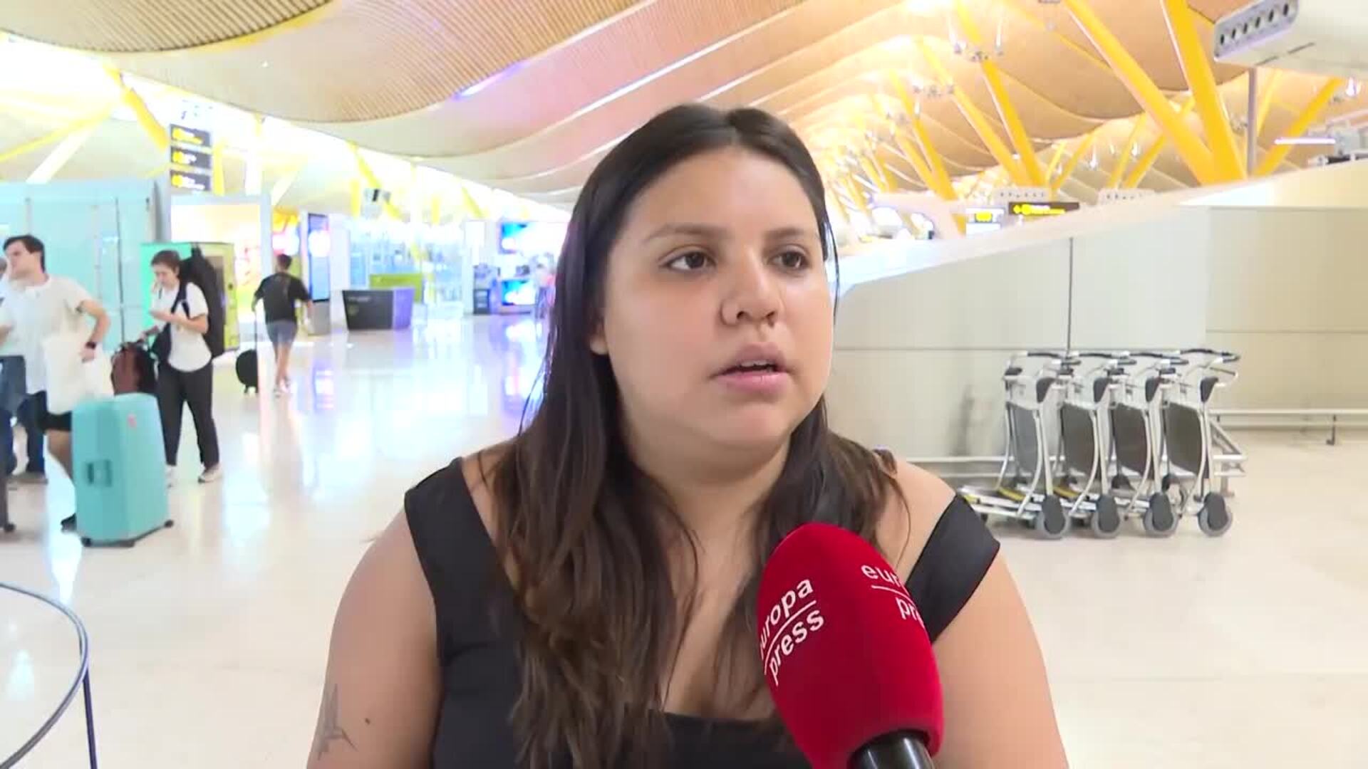 Viajeros inician "con ilusión" sus vacaciones aprovechando el puente del 15 de agosto