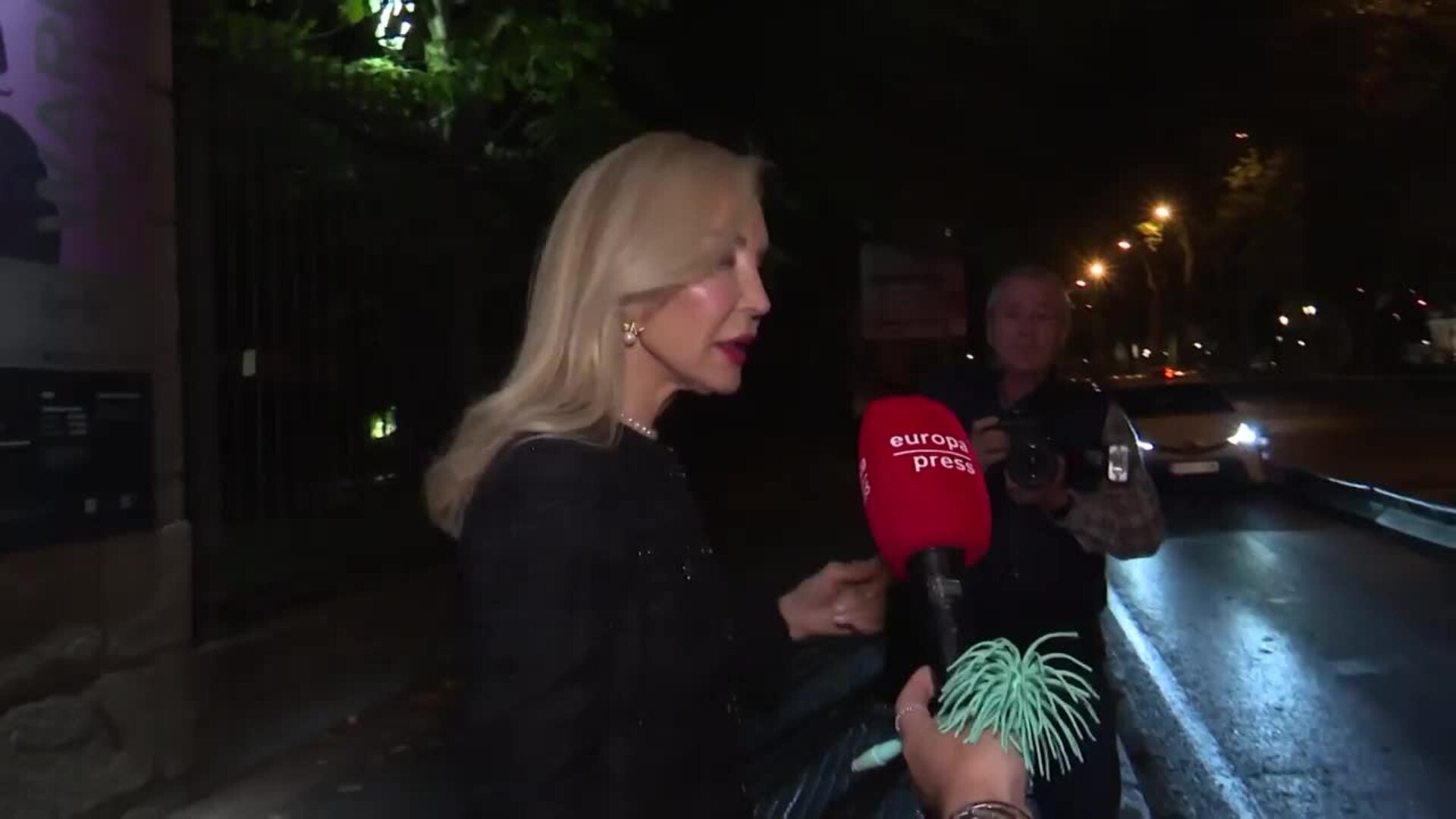 Carmen Lomana sentencia las memorias de Isabel Preysler: “¿Y eso es un terremoto informativo?”