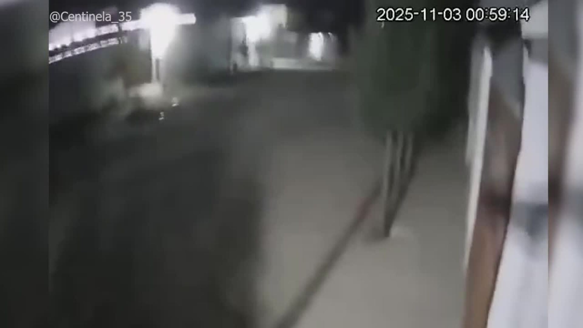 Aumentan a cerca de 20 los muertos y 320 los heridos por un terremoto de 6.3 en Afganistán