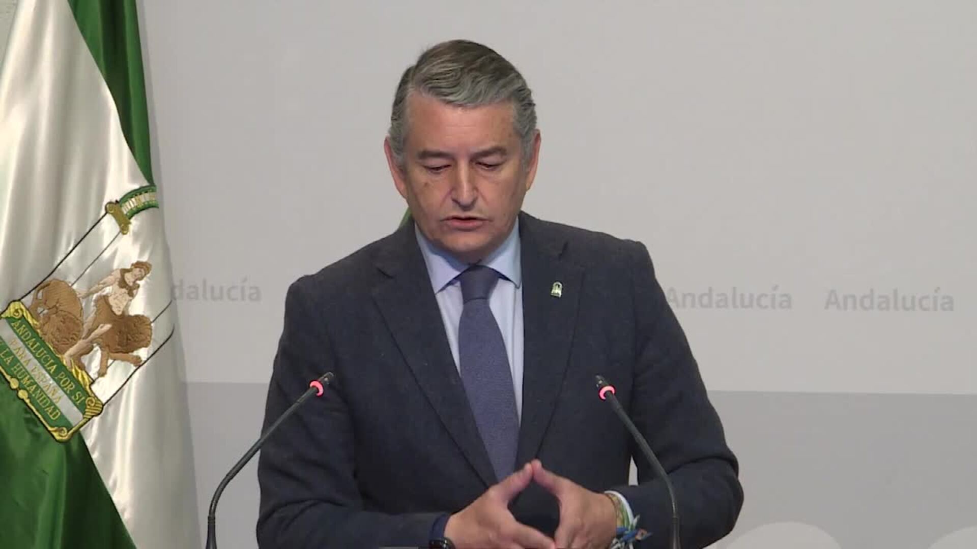 Sanz celebra el archivo de la denuncia de Amama y exige perdón a la oposición