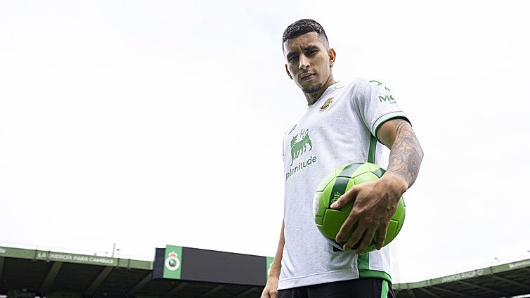 El Racing blinda el contrato a Puerta con una cláusula de 20 millones
