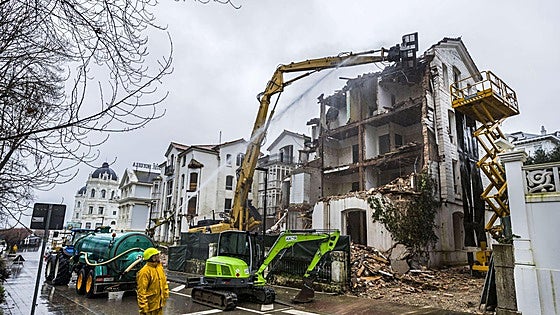 El primer paso del nuevo Hotel París