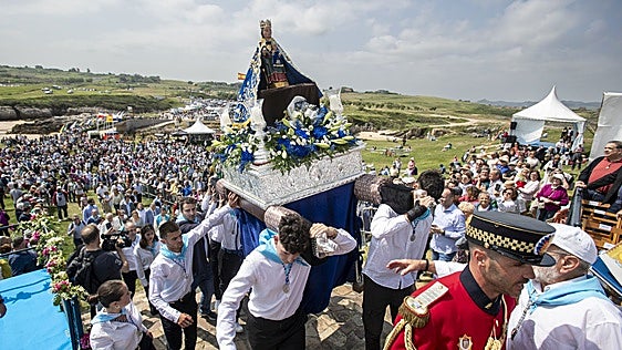 Procesión y 1.500 raciones de paella por la Virgen del Mar